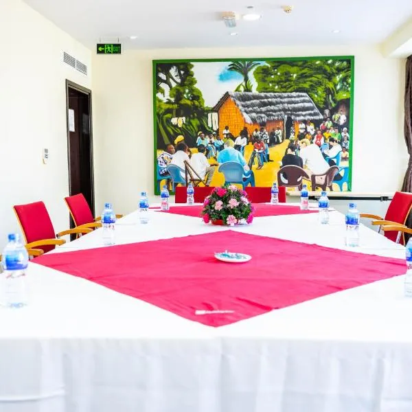 Holiday Inn Dar Es Salaam by IHG, hotel in Dar es Salaam