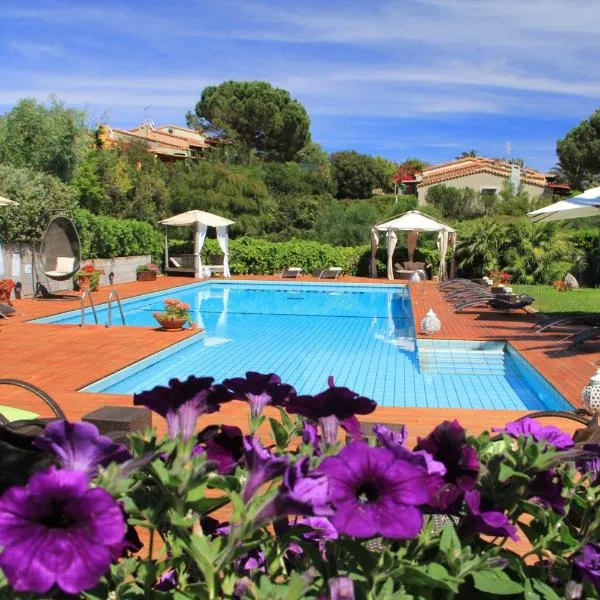Albaruja Hotel, hotel in Costa Rei