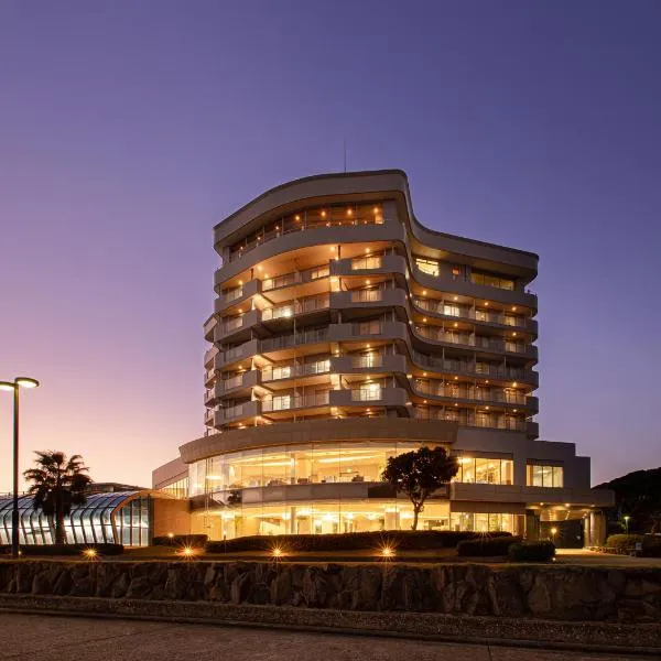 The Gran Resort Elegante Awajishima, hotel in Awaji