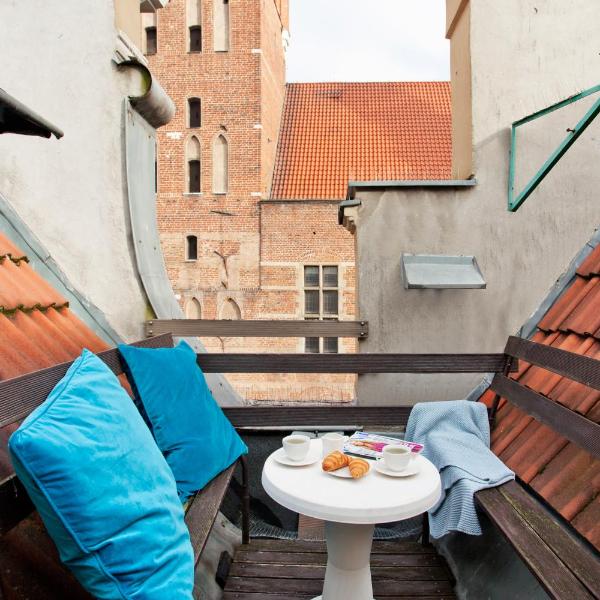 Elite Apartments Rooftop with a View of the Old Town