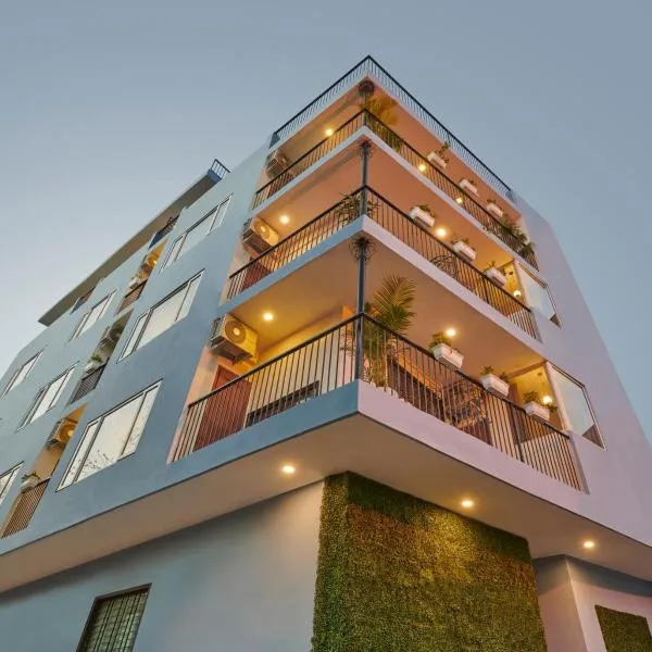 Minimalist Poshtel & Suites, hotel in New Delhi