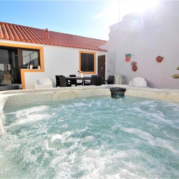 Vila - Mar - Private outdoor Jacuzzi - wifi & airco - by bedzy