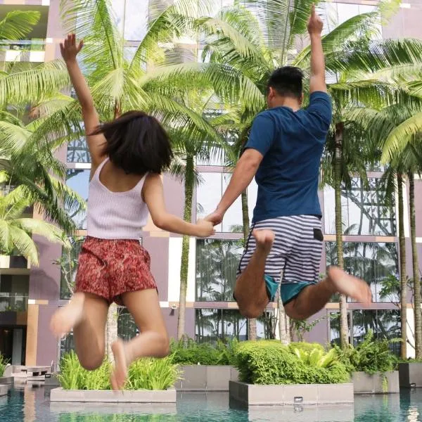 Crowne Plaza Changi Airport by IHG, hotel in Singapore