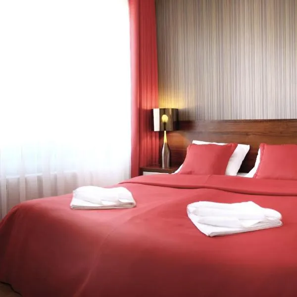 Apartamenty Mesa Grill Restaurant Cafe, ξενοδοχείο σε Dźwirzyno