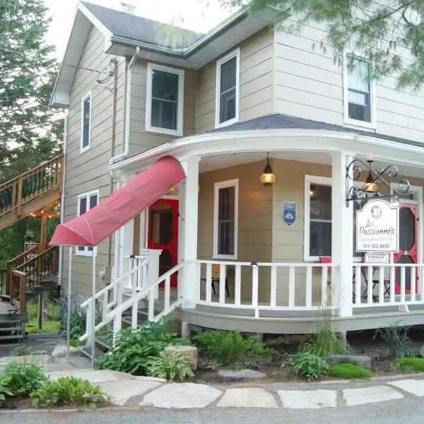 Restaurant et Gite Les Passionnés, hotel in Val-David