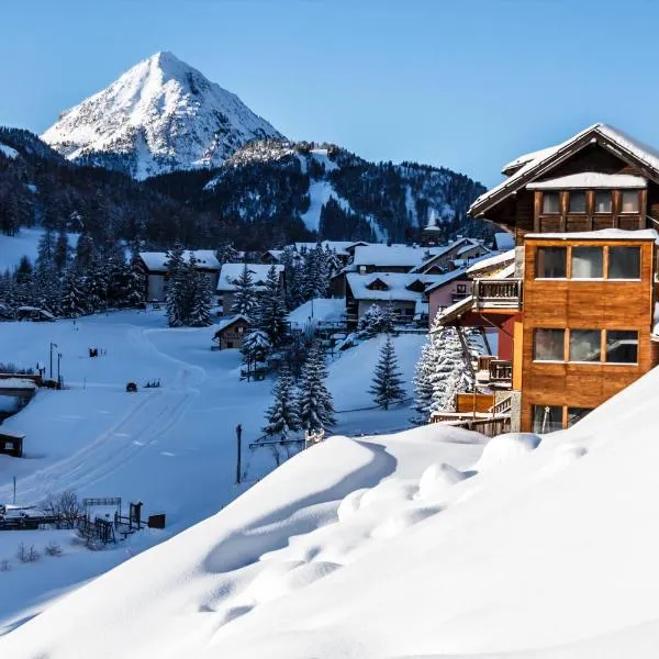Hotel Al Foiron, hotel in Claviere