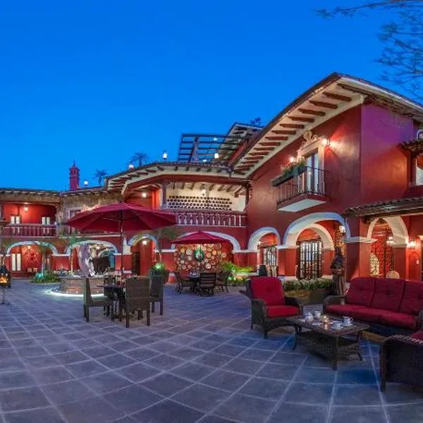 Hotel Boutique Casa Colorada, hotel v destinaci Pátzcuaro