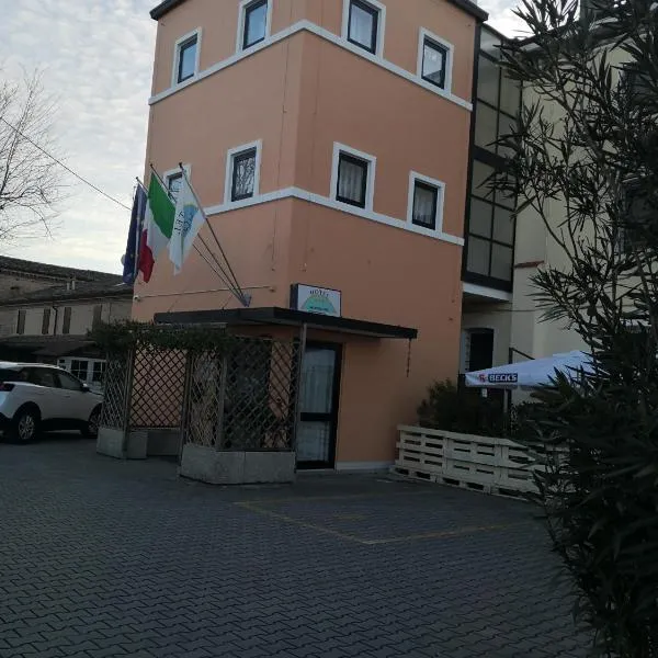 Hotel La Cantina, hotel a Alfonsine