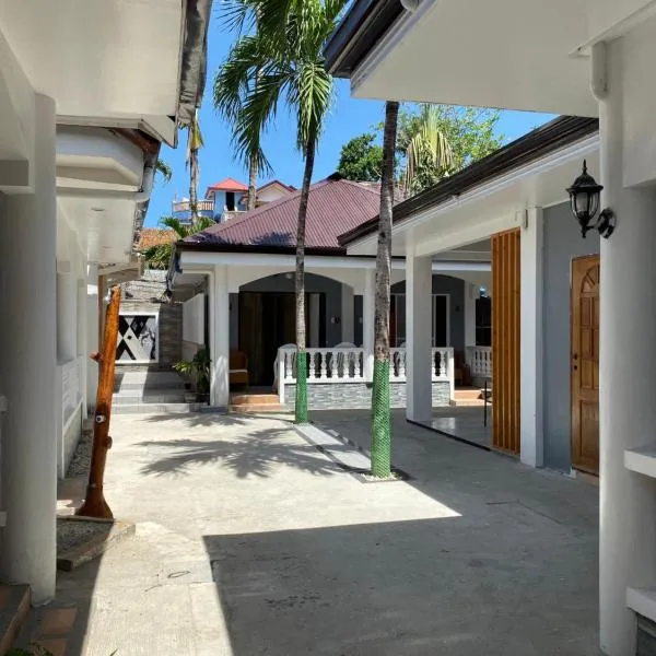 Monallan Boracay Hotel, hotel v Boracayu