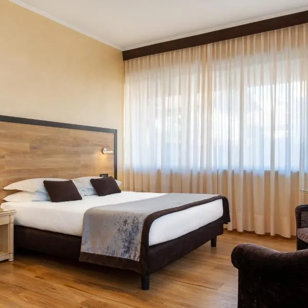 Augustus Hotel, hotel di Biella