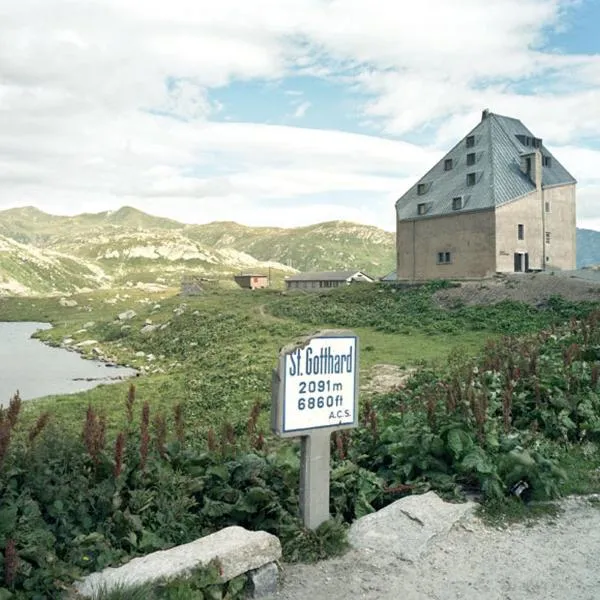 Ospizio San Gottardo, hotel v mestu Airolo