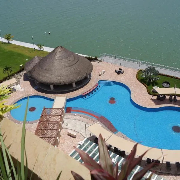 Holiday Inn Tuxpan - Convention Center by IHG, khách sạn ở Tuxpan de Rodríguez Cano