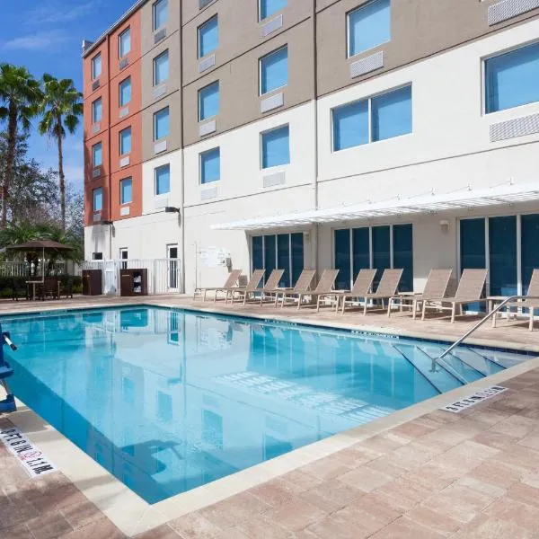 Holiday Inn Express Hotel & Suites Fort Lauderdale Airport/Cruise Port by IHG, Hotel in Fort Lauderdale