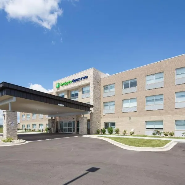 Holiday Inn Express & Suites - Gaylord by IHG, hotel in Gaylord