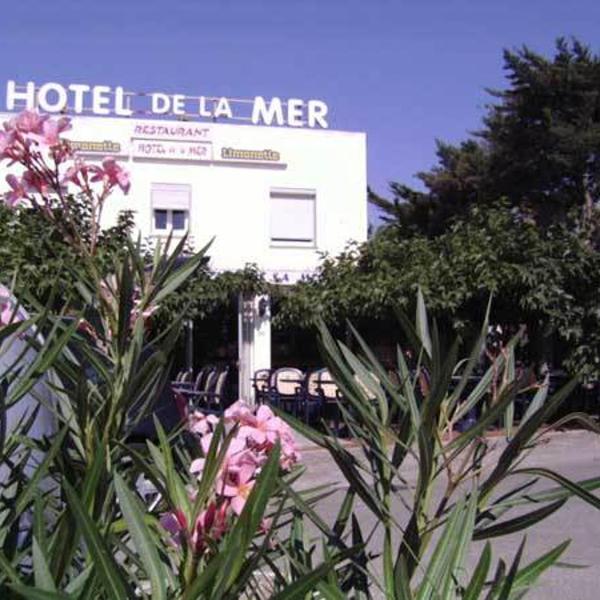 Hotel De La Mer