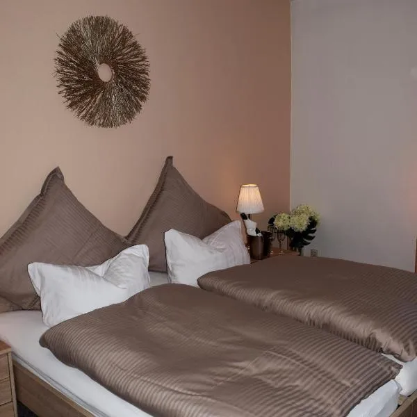 Hotel- Restaurant Kerzan´s, hotel v destinaci Dortmund