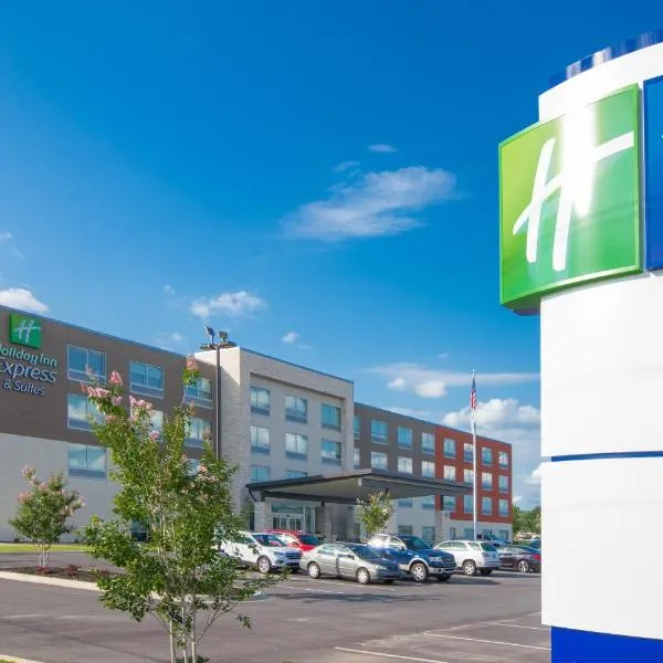 Holiday Inn Express & Suites Greenwood Mall by IHG, отель в Гринвуде