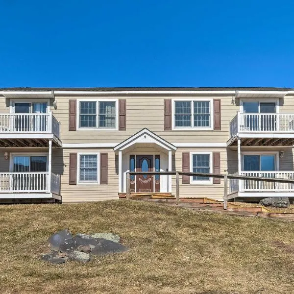Cozy Catskill Condo - 2 Mi to Windham Mountain Ski, ξενοδοχείο σε Windham