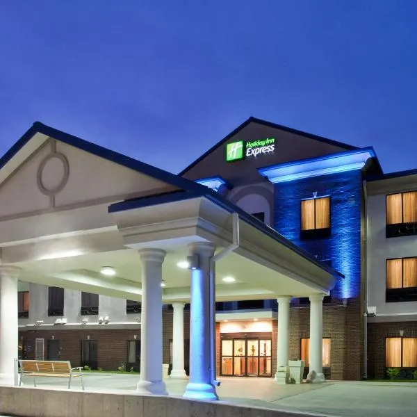 Holiday Inn Express Hotel & Suites McPherson by IHG, ξενοδοχείο σε McPherson