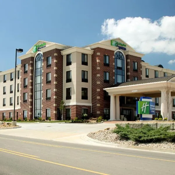 Holiday Inn Express & Suites Marion Northeast by IHG, hotel di Marion