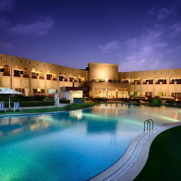 Masira Island Resort, hotell sihtkohas Ḩilf