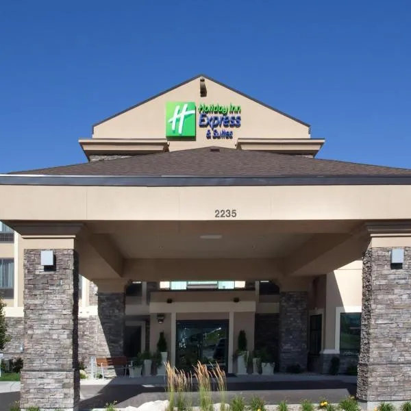 Holiday Inn Express & Suites Logan by IHG, hotel in Logan