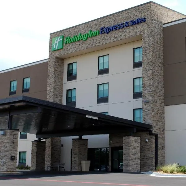 Holiday Inn Express & Suites White Hall by IHG, hotel in White Hall