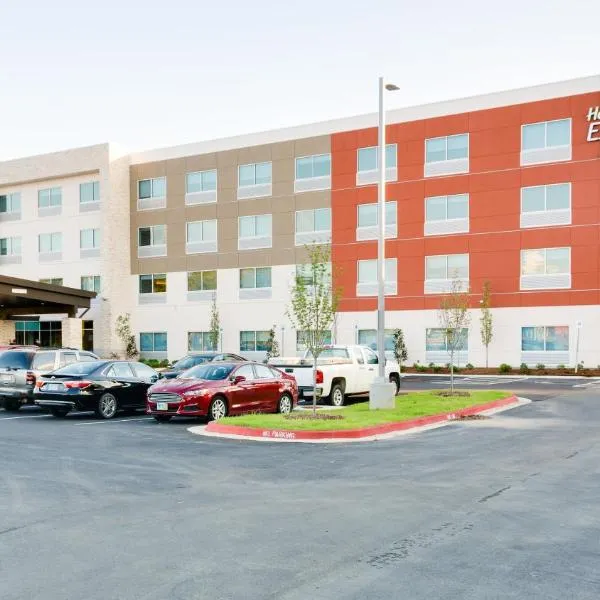 Holiday Inn Express & Suites Russellville by IHG, ξενοδοχείο σε Russellville