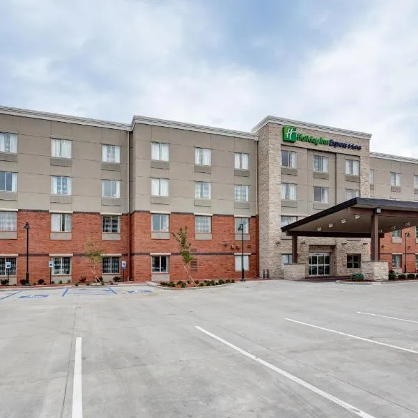 Holiday Inn Express & Suites Manhattan by IHG, hotel in Manhattan