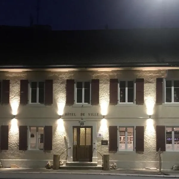 Hôtel de Ville，位于Les Verrières的酒店