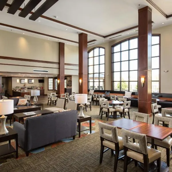 Staybridge Suites - Columbus Polaris by IHG, hotel u gradu Flint