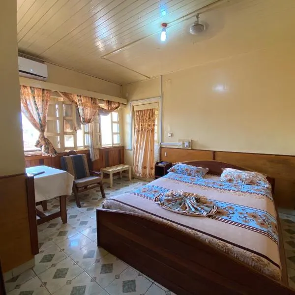 Hotel Levy's, hotell Banguis