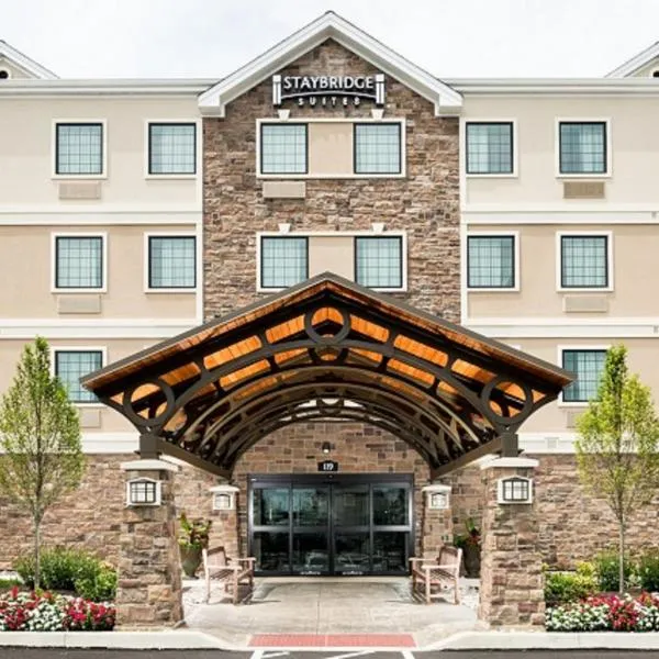 Staybridge Suites Montgomeryville by IHG, hotel in North Wales