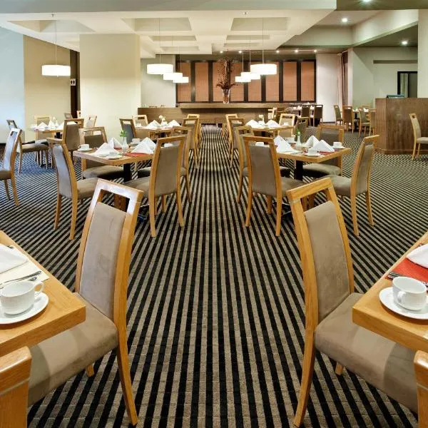 Crowne Plaza Monterrey Aeropuerto by IHG, hotel in Monterrey