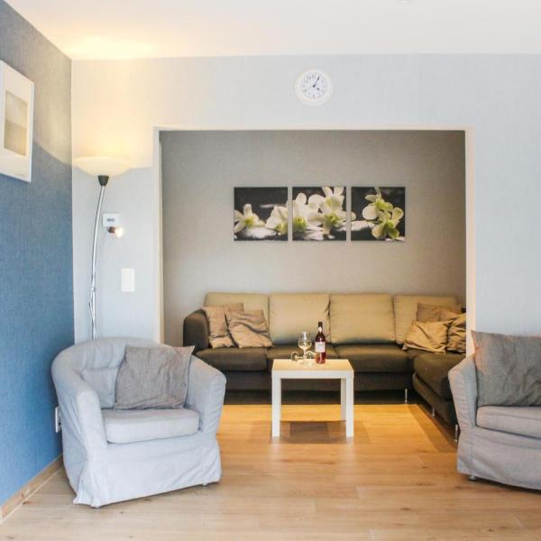 Beautiful Apartment In Oostende With 3 Bedrooms And Wifi