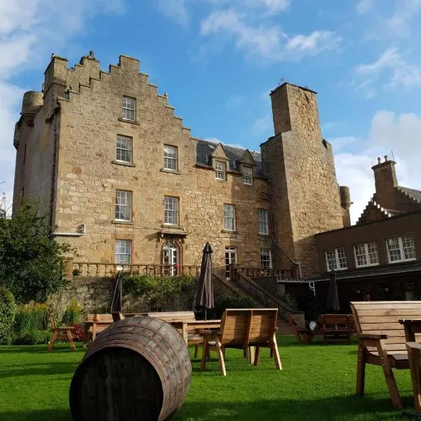Dornoch Castle Hotel, hotell sihtkohas Dornoch