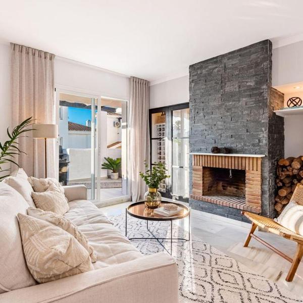 Los Naranjos New Scandinavian style duplex penthouse within walking distance to Puerto Banus