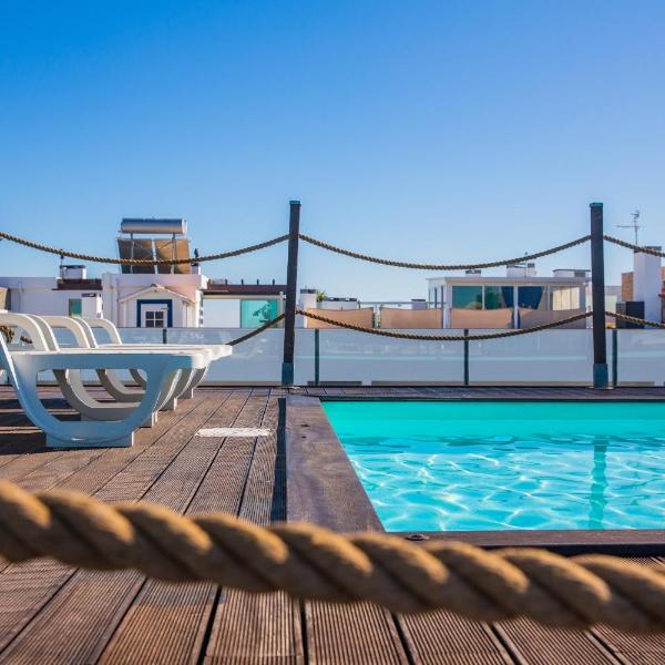 Modern 2Bed Rooftop Pool & Gym, Marina &Meia Praia Lagos