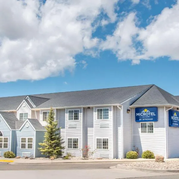 Microtel Inn & Suites、ラトンのホテル