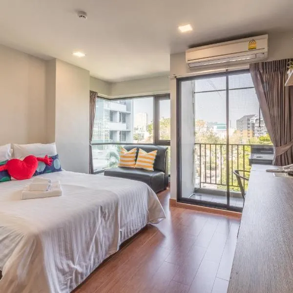 Casa Luxe Hotel and Resident, hotel in Bangkok