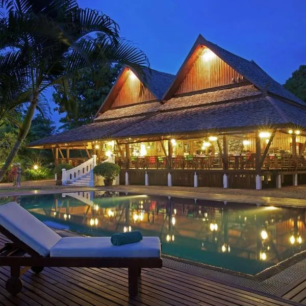 La Folie Lodge, Hotel in Champasak