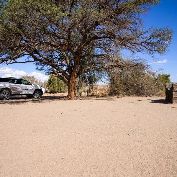 Canyon Roadhouse Campsite, hotel in Karasburg