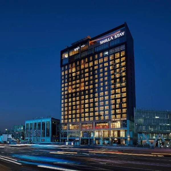 Gangnam COEX Luxury Apartment in Seoul, South Korea reviews, price