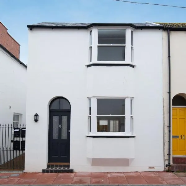 Castle Street - central Brighton townhouse, up to 8 guests, hotel in Brighton & Hove