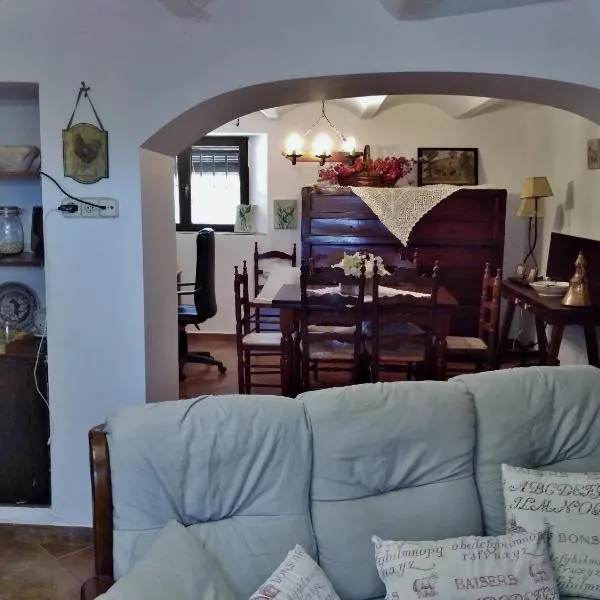 Casa Rural "Can Abres" Vilobi d`Onyar Girona, hotel di Vilobí d'Onyar
