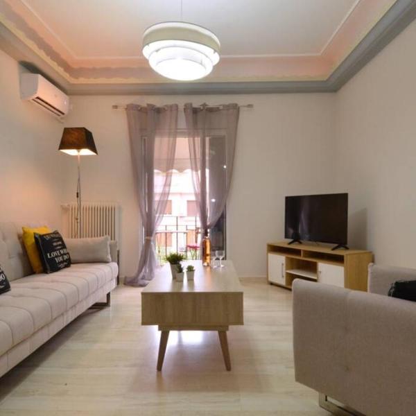Plaka, Apartment in the old historical neighborhood of Athens