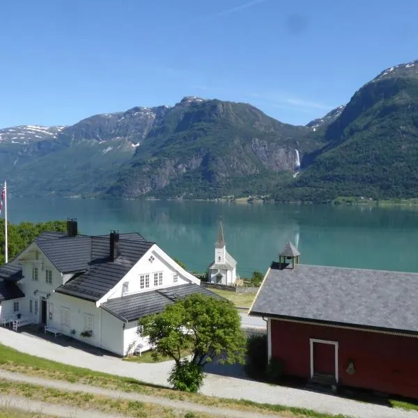 Nes Gard, hotel in Høyheimsvik