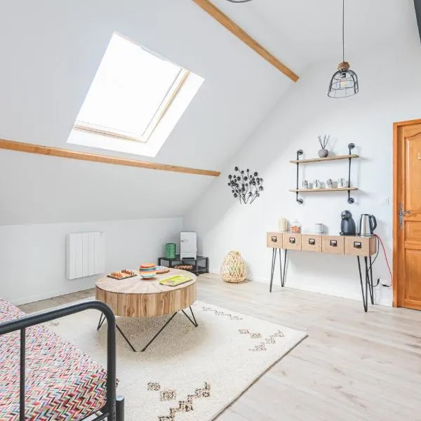 Chambres d'Hôtes les Colombes, hôtel à Montmort-Lucy