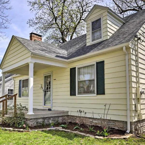 Lexington Getaway with Backyard Deck Less Than 2 Mi to UK!, ξενοδοχείο σε Lexington