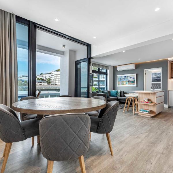 Strand Beach, Magnificent Apartment... Sea Point